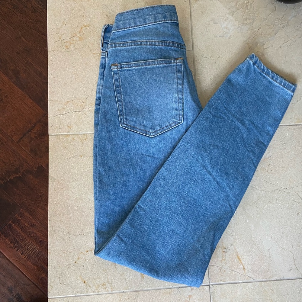 Everlane NWOT light wash skinny jeans size 27